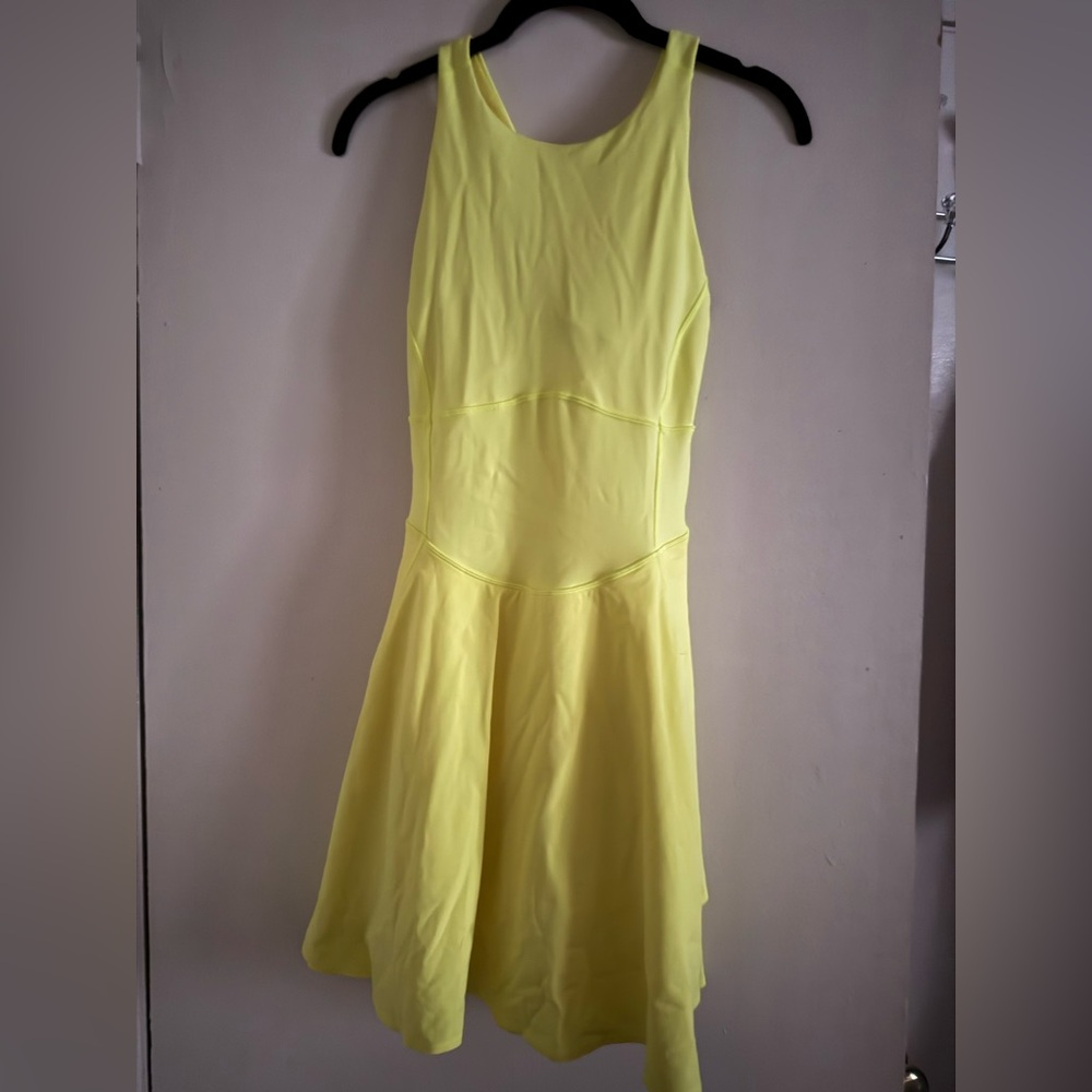 NWOT Size 6 Lululemon court crush dress HIYE